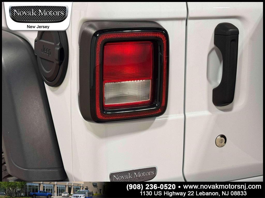 used 2019 Jeep Wrangler Unlimited car, priced at $28,988