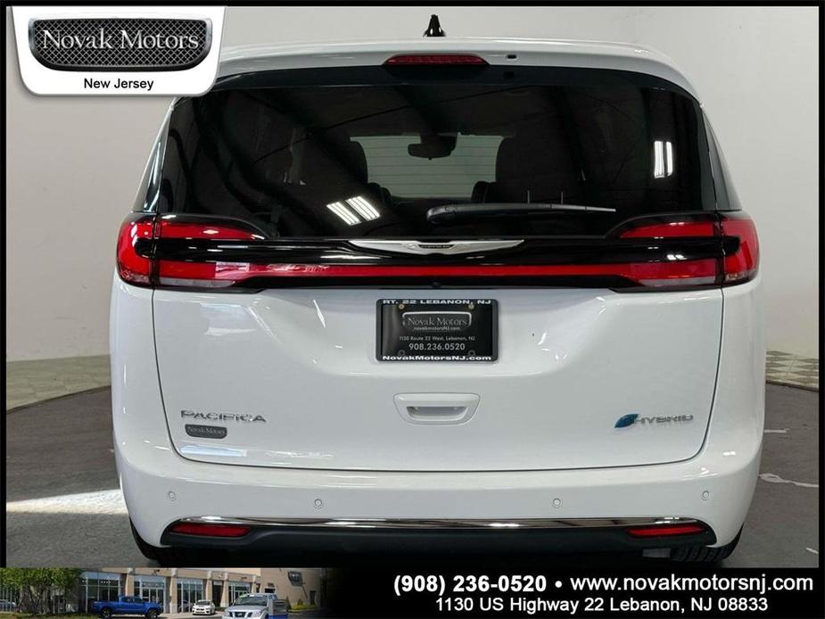used 2023 Chrysler Pacifica Hybrid car, priced at $35,458
