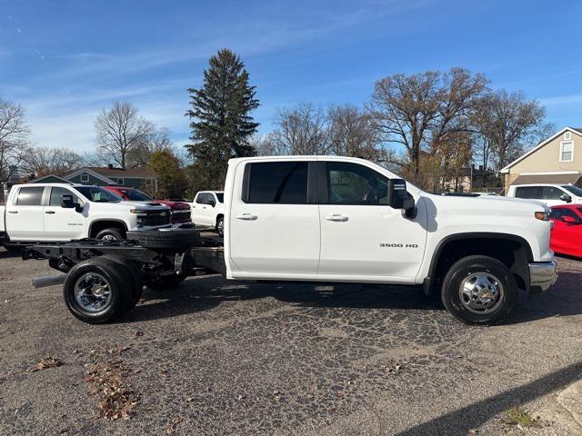 new 2025 Chevrolet Silverado 3500 car, priced at $70,773