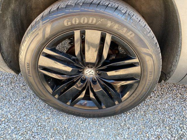 used 2018 Volkswagen Atlas car, priced at $16,333
