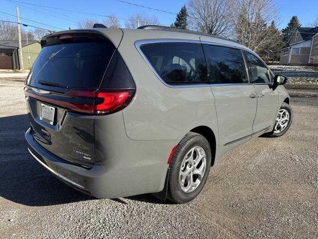 used 2023 Chrysler Pacifica car, priced at $45,757