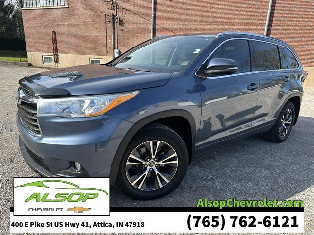 used 2016 Toyota Highlander car, priced at $21,136