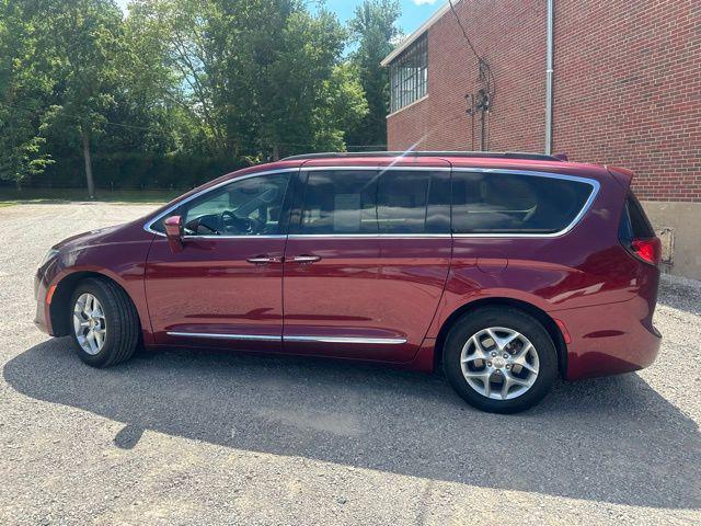 used 2017 Chrysler Pacifica car, priced at $15,900