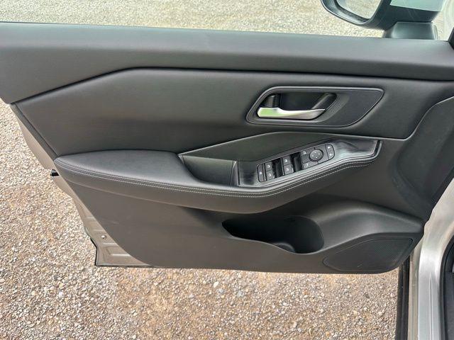 used 2024 Nissan Rogue car, priced at $27,901