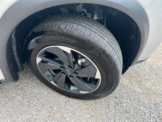 used 2024 Nissan Rogue car, priced at $27,901