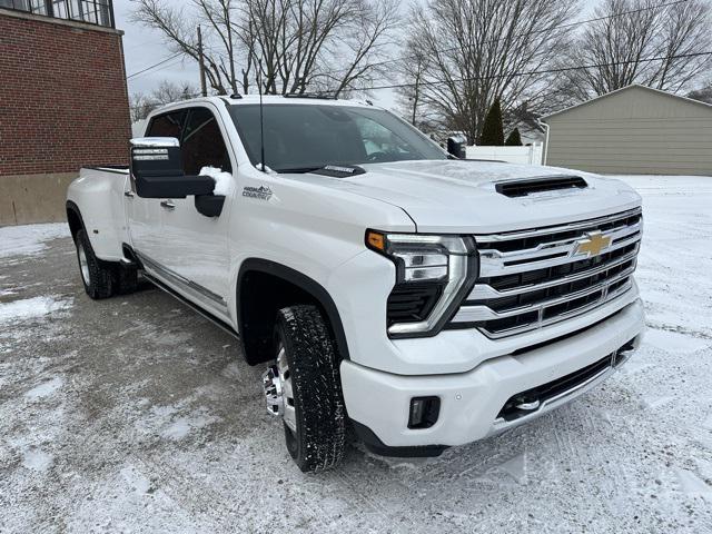 new 2025 Chevrolet Silverado 3500 car, priced at $92,950