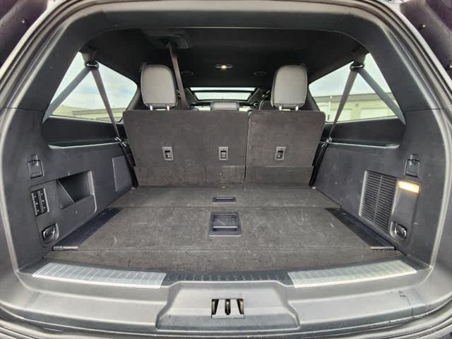 used 2023 Lincoln Navigator car, priced at $57,294