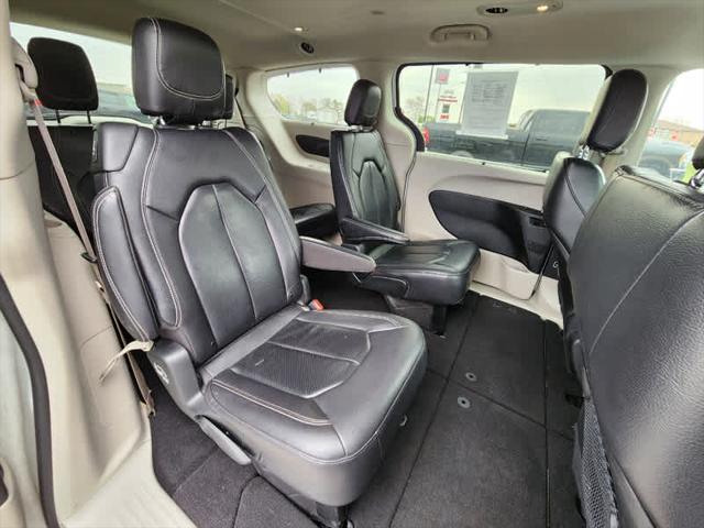used 2022 Chrysler Pacifica car, priced at $22,200