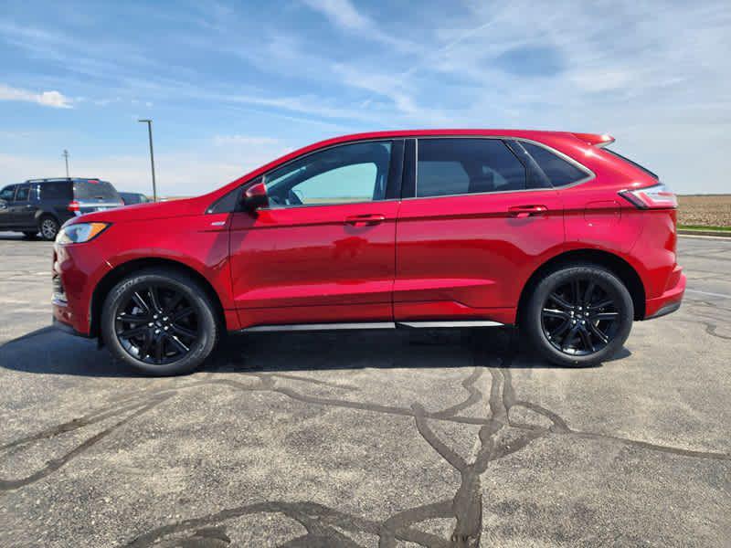 used 2024 Ford Edge car, priced at $28,000