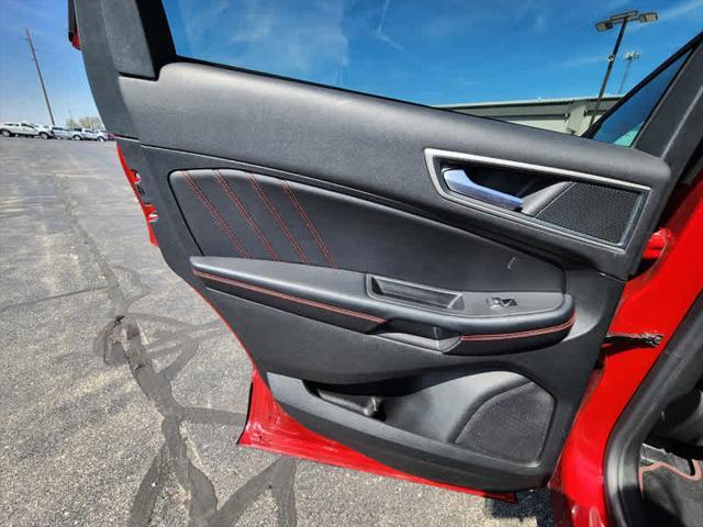 used 2024 Ford Edge car, priced at $33,200