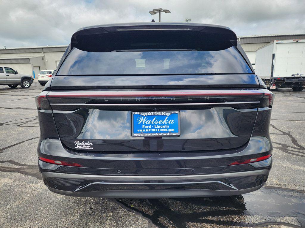 used 2024 Lincoln Nautilus car, priced at $56,423