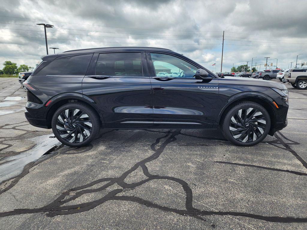 used 2024 Lincoln Nautilus car, priced at $56,423