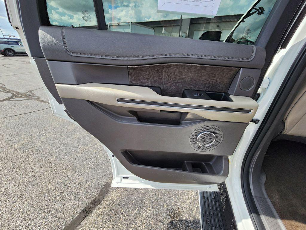 used 2020 Ford Expedition car, priced at $41,256