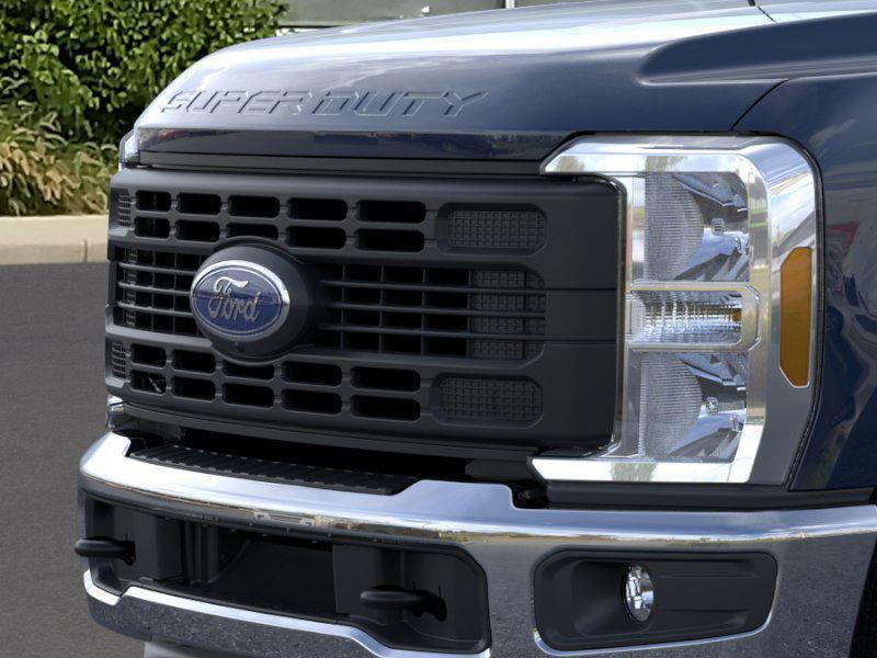 new 2024 Ford F-350 car, priced at $38,401