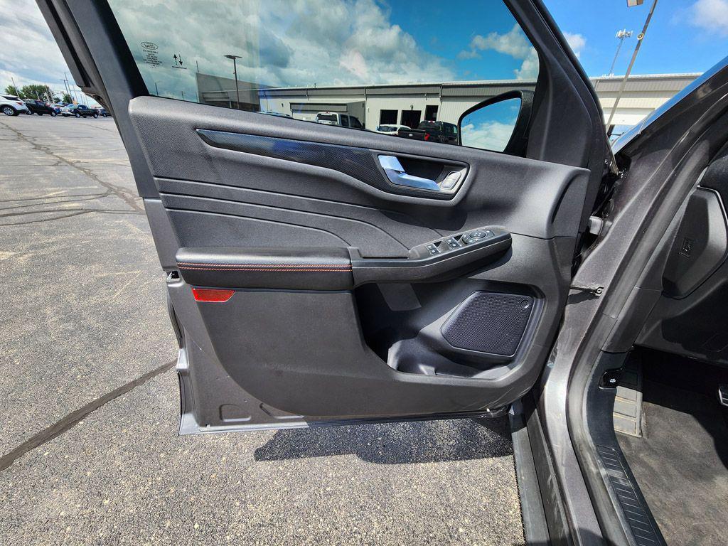 used 2024 Ford Escape car, priced at $28,996