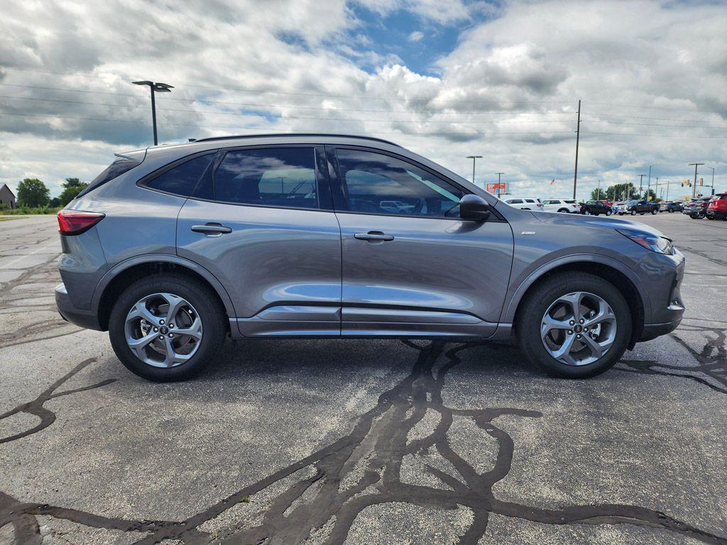 used 2024 Ford Escape car, priced at $28,996