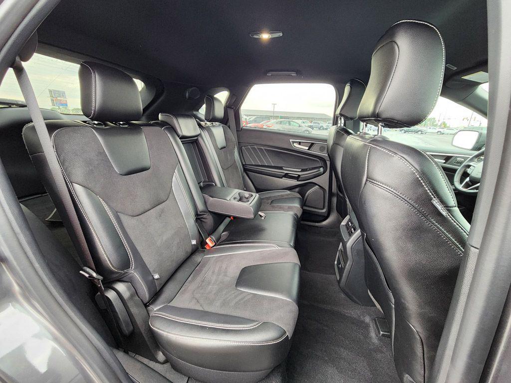 used 2024 Ford Edge car, priced at $39,437