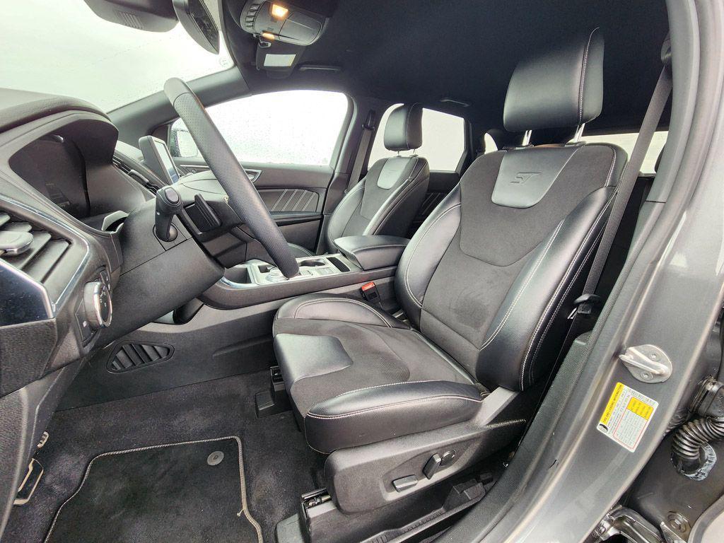 used 2024 Ford Edge car, priced at $39,437