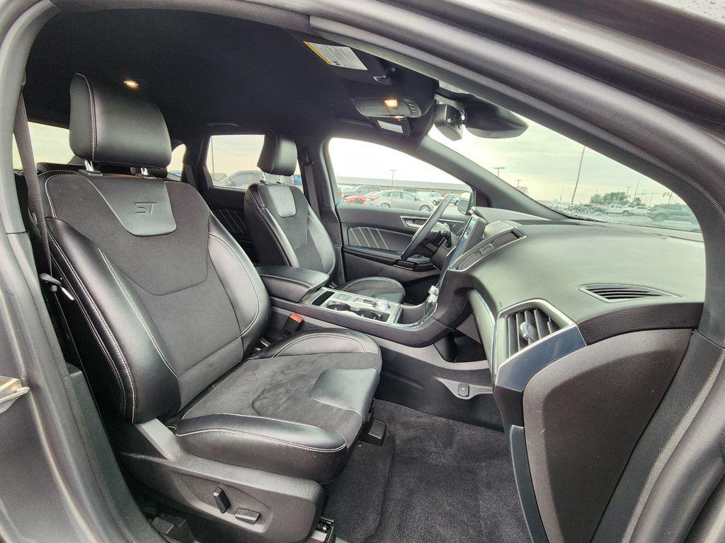 used 2024 Ford Edge car, priced at $39,437