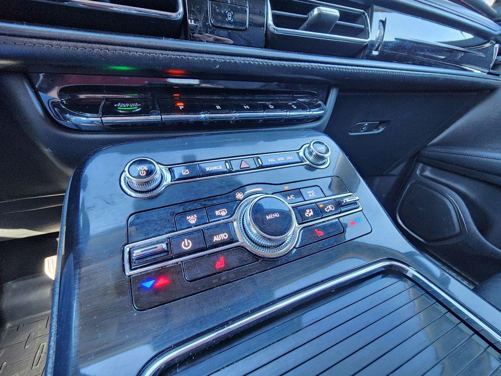 used 2022 Lincoln Nautilus car, priced at $32,538