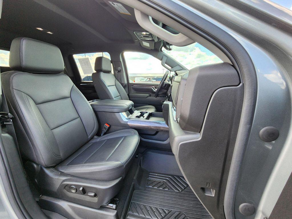 used 2024 Chevrolet Silverado 2500 car, priced at $65,841