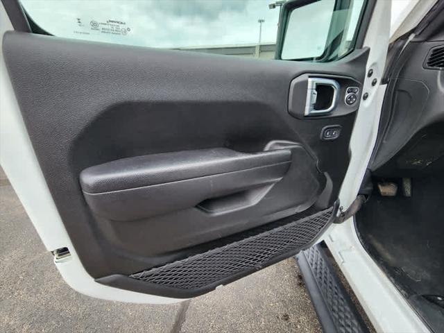 used 2023 Jeep Gladiator car, priced at $32,945