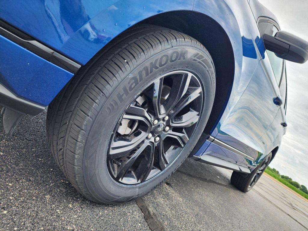 used 2024 Ford Edge car, priced at $27,225