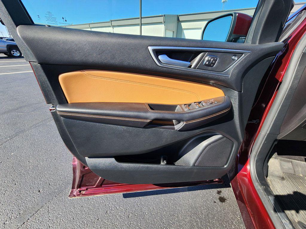 used 2024 Ford Edge car, priced at $36,812