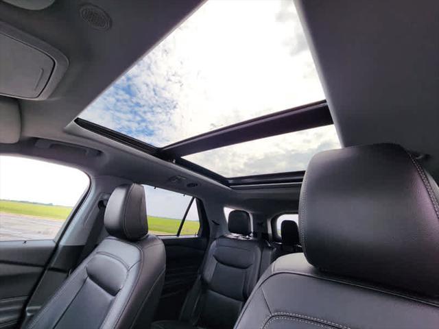used 2022 Ford Explorer car