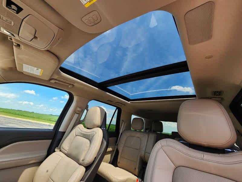 used 2024 Lincoln Navigator car, priced at $76,000
