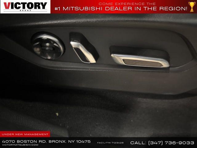 used 2022 Acura MDX car, priced at $35,455