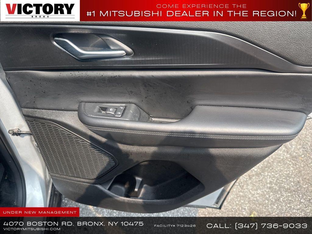 used 2023 Jeep Grand Cherokee car, priced at $22,207