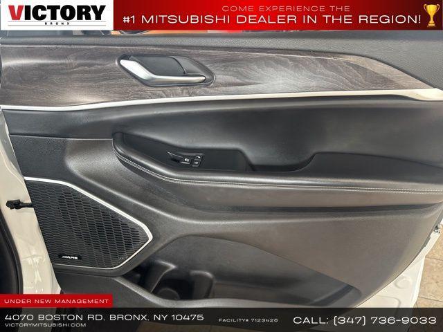 used 2023 Jeep Grand Cherokee 4xe car, priced at $22,115