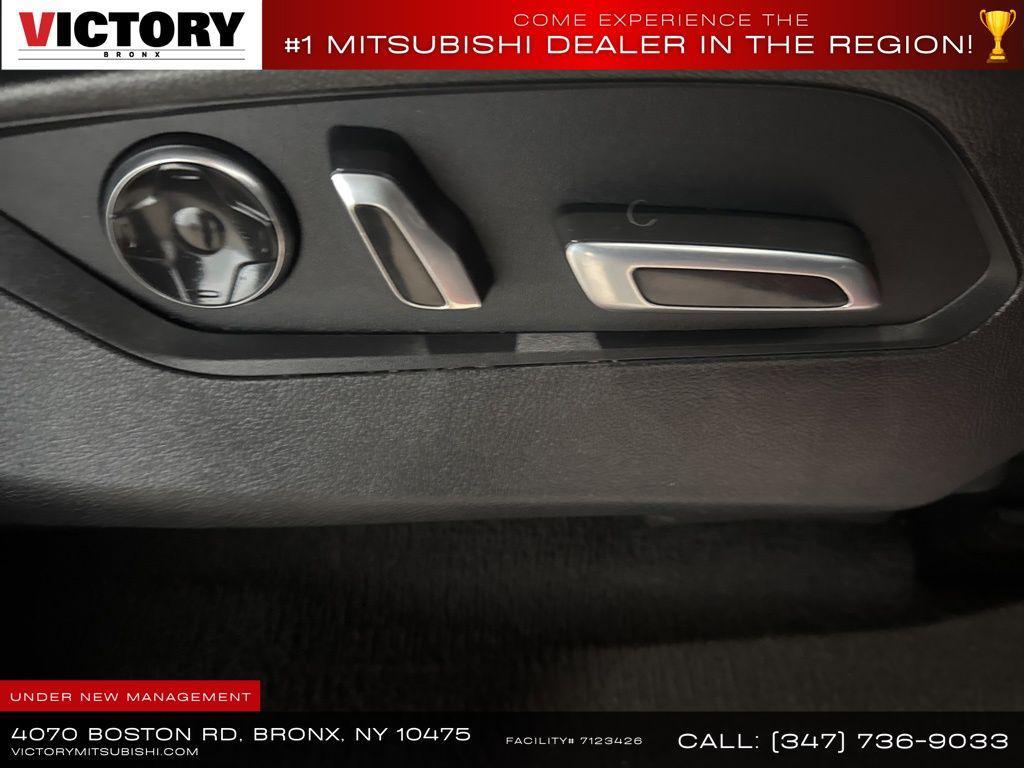 used 2022 Acura MDX car, priced at $30,885