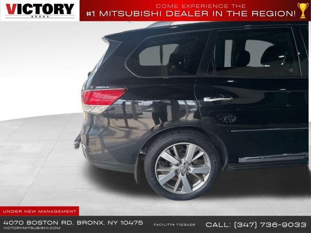 used 2016 Nissan Pathfinder car, priced at $9,995