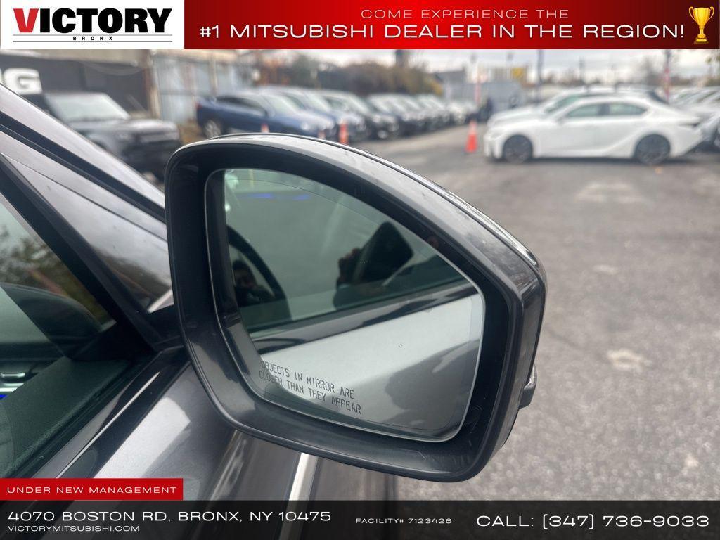 used 2018 Land Rover Range Rover Velar car, priced at $19,995