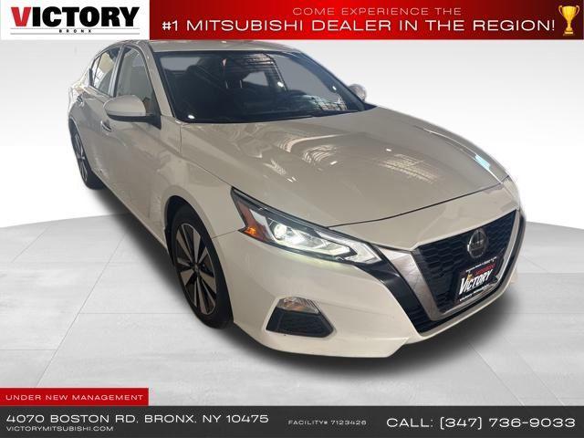 used 2022 Nissan Altima car, priced at $14,099