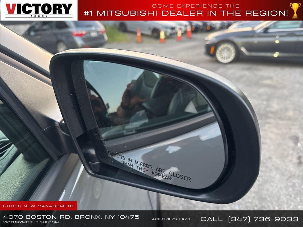 used 2023 Jeep Cherokee car, priced at $17,999