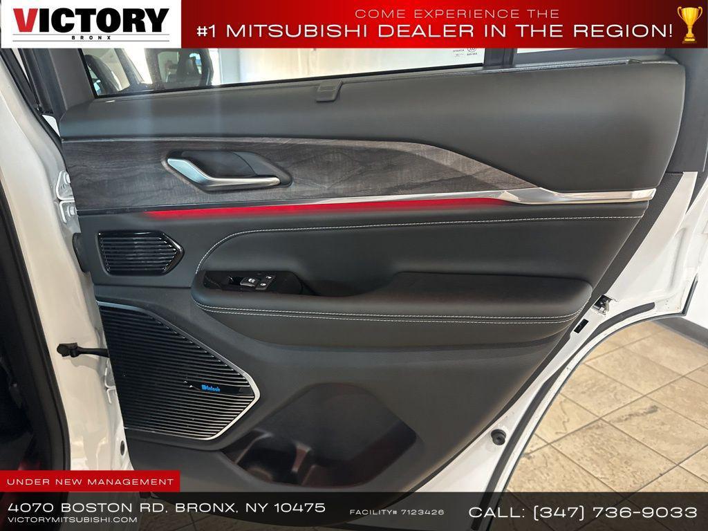 used 2023 Jeep Grand Cherokee car, priced at $27,330