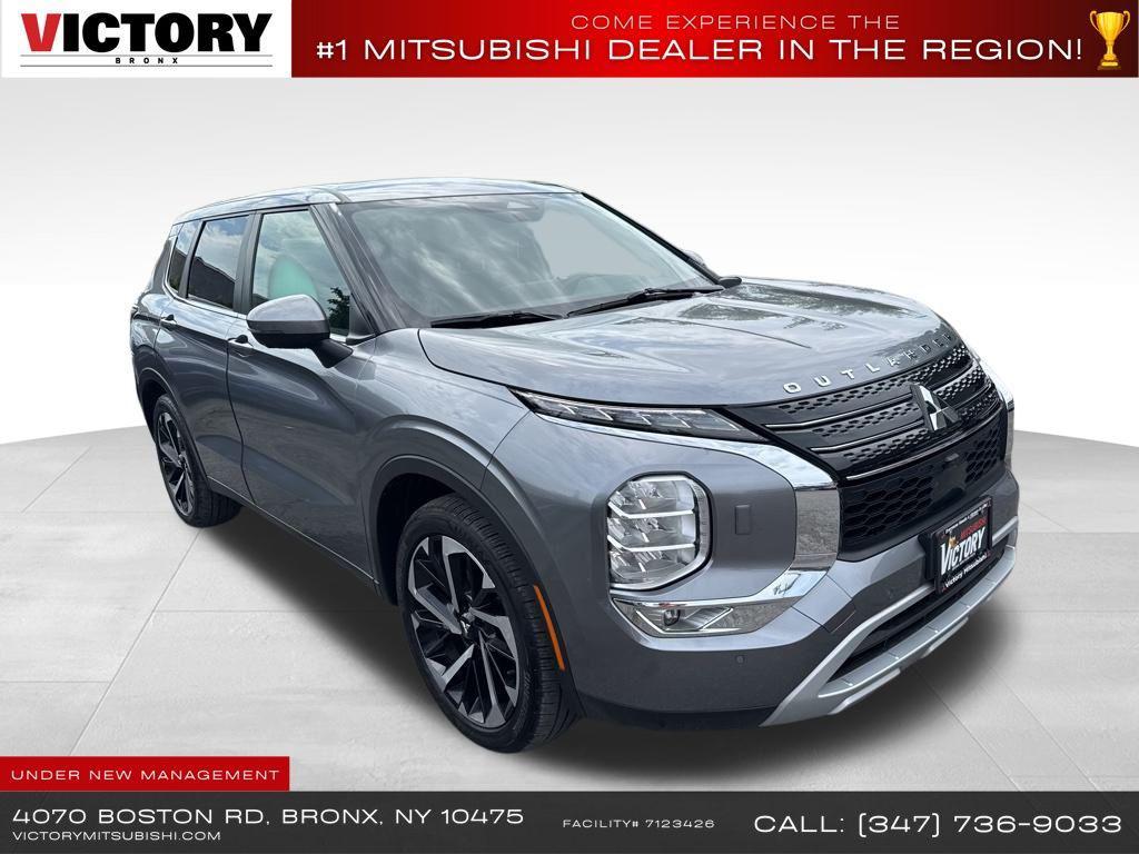 used 2023 Mitsubishi Outlander car, priced at $17,130