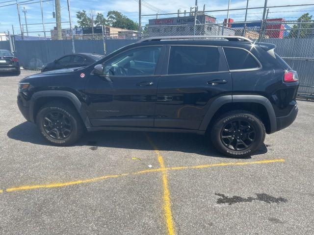 used 2021 Jeep Cherokee car, priced at $21,233