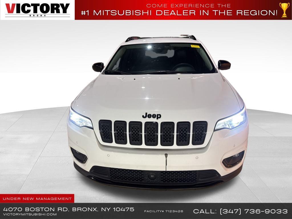 used 2023 Jeep Cherokee car, priced at $17,995