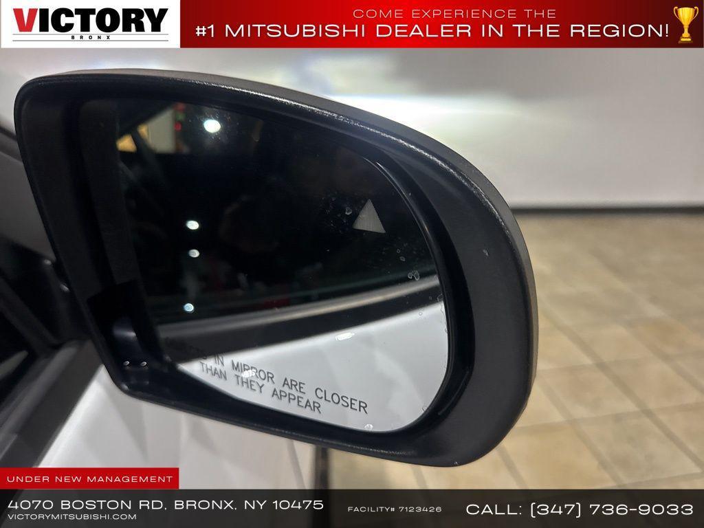 used 2023 Jeep Cherokee car, priced at $17,995