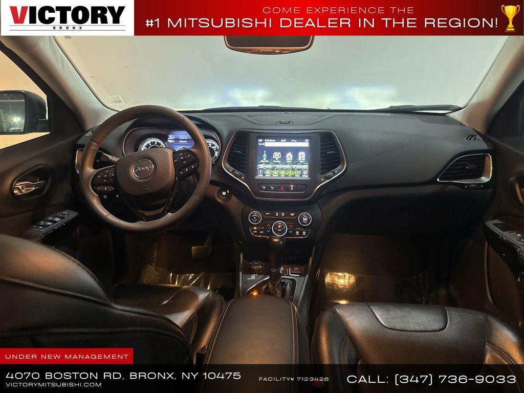 used 2023 Jeep Cherokee car, priced at $17,995