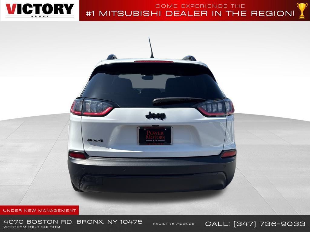used 2023 Jeep Cherokee car, priced at $18,995