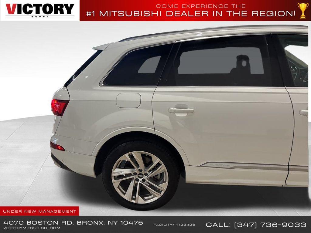 used 2023 Audi Q7 car, priced at $32,995