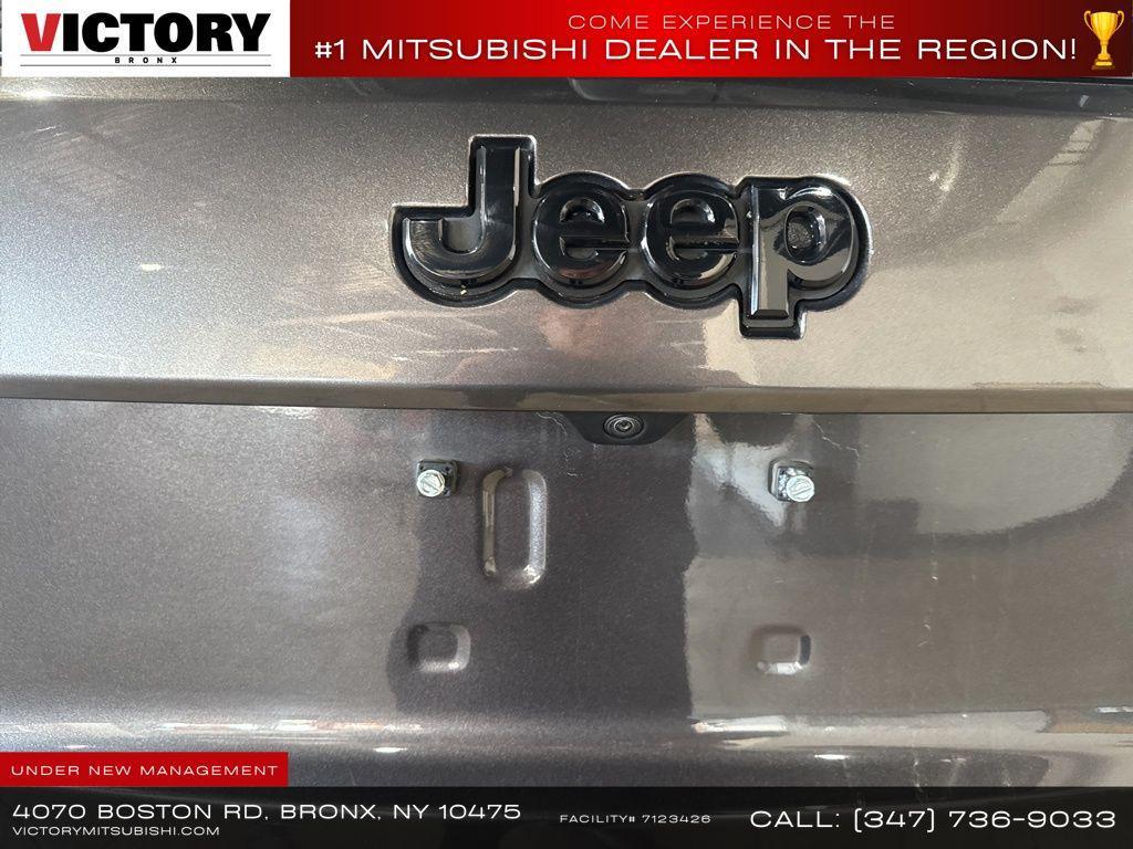 used 2020 Jeep Grand Cherokee car, priced at $24,469