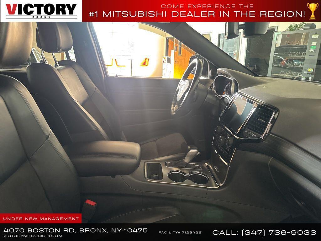 used 2020 Jeep Grand Cherokee car, priced at $24,469