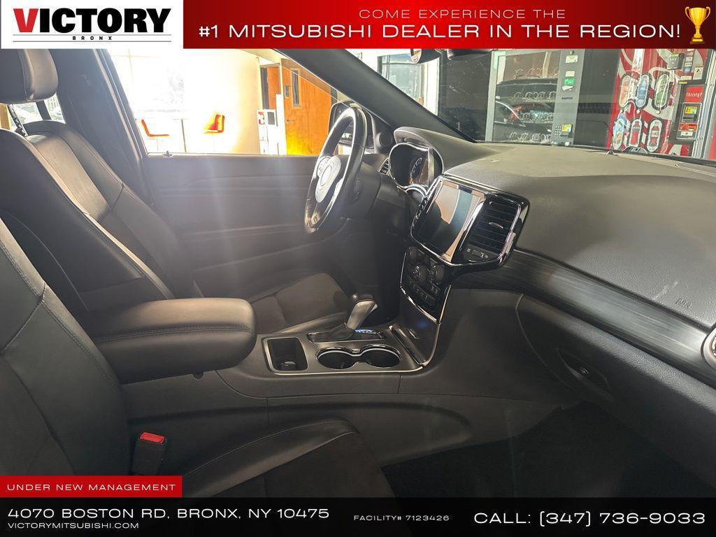 used 2020 Jeep Grand Cherokee car, priced at $24,469