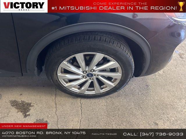 used 2022 Ford Escape car, priced at $17,299